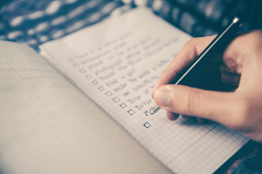 June Tips - Why do we Eat? checklist for Tracking eating habits.